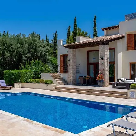 4 Bedroom Lofou With Private Pool And Sea Views, Aphrodite Hills
