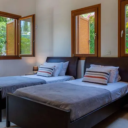 4 Bedroom Lofou With Private Pool And Sea Views, Aphrodite Hills *