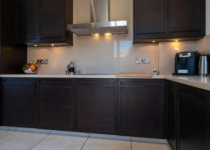 4 Bedroom Lofou With Private Pool And Sea Views, Aphrodite Hills Kouklia