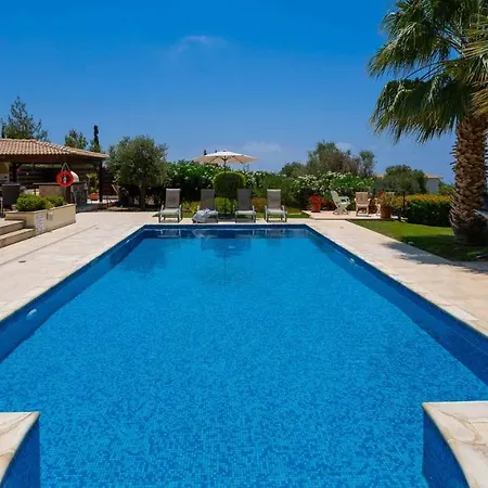 4 Bedroom Lofou With Private Pool And Sea Views, Aphrodite Hills Villa