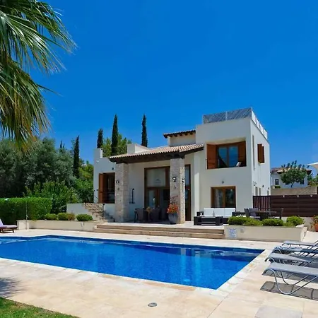 4 Bedroom Lofou With Private Pool And Sea Views, Aphrodite Hills Villa *