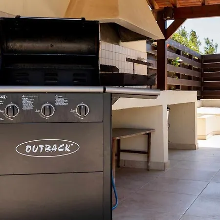 Villa 4 Bedroom Lofou With Private Pool And Sea Views, Aphrodite Hills Kouklia