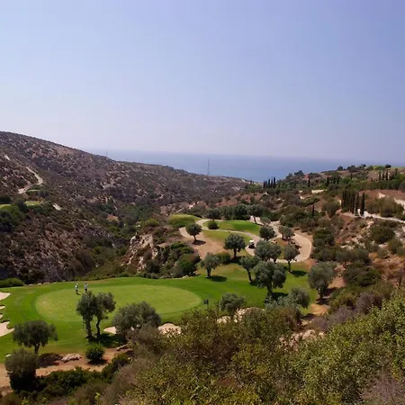 Villa 4 Bedroom Lofou With Private Pool And Sea Views, Aphrodite Hills Kouklia