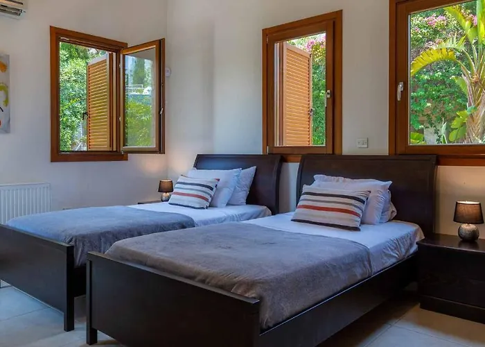 4 Bedroom Lofou With Private Pool And Sea Views, Aphrodite Hills *